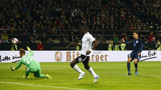 Podolski Cetak Gol di Laga Terakhirnya, Jerman Kalahkan Inggris 1-0