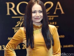 Kenangan Rossa Bersama Chrisye