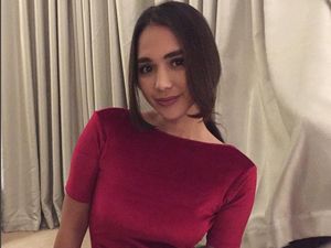 Dinikahi Jerry Likumahuwa, Raquel Katie Kini Hamil Besar