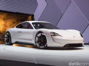Pangkas Dana Produksi, Mobil Super Listrik Ini Berbagi Badan