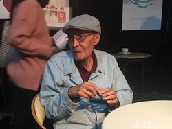 Sapardi Djoko Damono Bebaskan Karyanya Diadaptasi ke Film