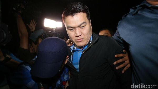 KPK Tangkap Andi Narogong