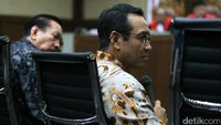 2 Eks Wakil Ketua Komisi II Bersaksi Dalam Sidang Korupsi e-KTP