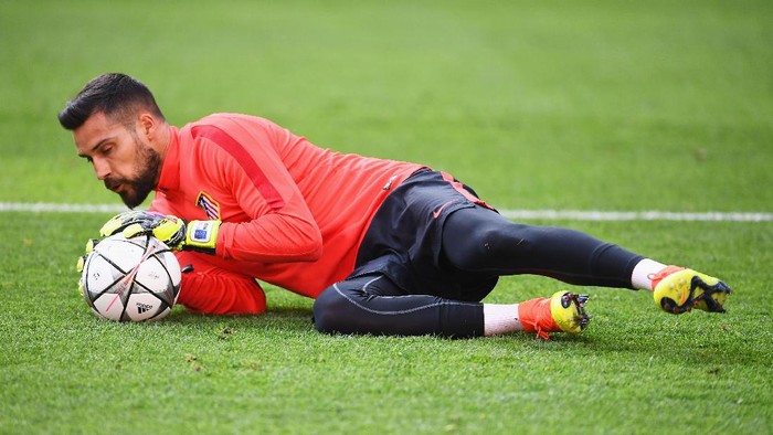 Atletico Tambah Kontrak Moya