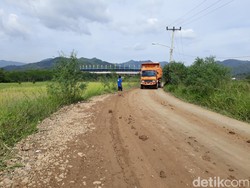 Warga Keluhkan Polusi dan Ancaman Longsor dari Proyek Tol Soroja