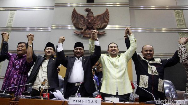 Komisi VIII dan Panja Kemenag Sepakat Naikkan Ongkos Haji 2017