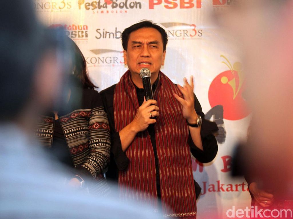Effendi Simbolon: Saya Setuju Jokowi Tambah 3 Tahun, Asal...
