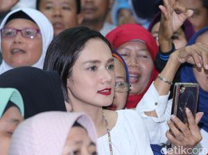 Mulan Jameela Ceritakan Asal Mula Jualan Cilok dan Ceker