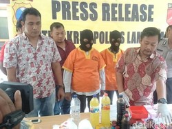 Polisi Lamongan Gerebek Pabrik Pembuat Jamu Ilegal