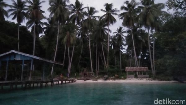 Liburan di Raja Ampat Serasa Pantai Pribadi, Sapokren Tempatnya