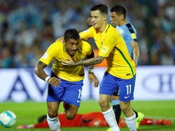 Paulinho Hat-trick, Brasil Permalukan Uruguay 4-1