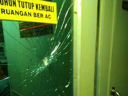 PT KAI Kecam Ulah Suporter Bola yang Lempari KA Serayu