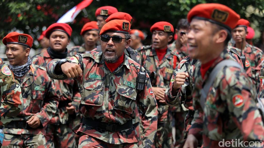 Pemuda Muhammadiyah Minta Kasus e-KTP Diusut Pemuda Muhammadiyah Minta Kasus e-KTP Diusut