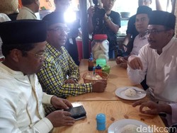 Santap Sop Buntut Bareng Idrus, Djarot: Golkar Solid Sama Kita