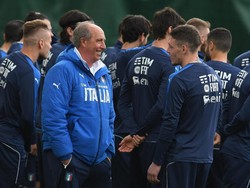 Italia Tak Pandang Albania Sebelah Mata