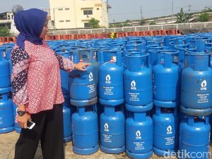 Banjir di Sumatera, Penyaluran BBM dan LPG Tetap Normal