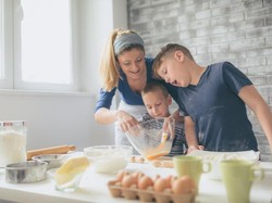 Menurut Psikolog Memasak Bisa Latih Kemandirian dan Kesabaran si Kecil