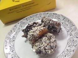Raja Pisang Nugget: Pisang Goreng Bentuk Nugget dengan Topping Choco hingga Oreo