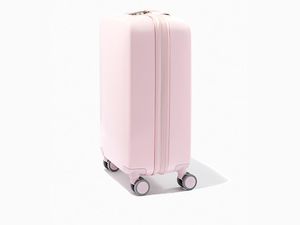 Bisa Charger HP Hingga Timbang Bawaan, 3.000 Orang Antre Beli Koper Ini Bisa Charger HP Hingga Timbang Bawaan, 3.000 Orang Antre Beli Koper Ini