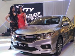 Ini Beda Honda City Manual dan Otomatis
