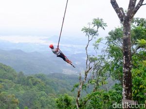 Ayunan Paling Ngeri di Brebes! Ayunan Paling Ngeri di Brebes!