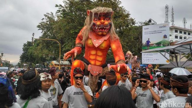 1.113 Ogoh-ogoh Siap Diarak Saat Malam Nyepi di Denpasar 1.113 Ogoh-ogoh Siap Diarak Saat Malam Nyepi di Denpasar