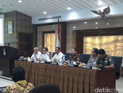 Kenalkan Aturan Taksi Online, Kemenhub Undang Gojek Cs