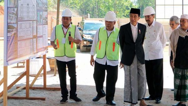 Presiden Groundbreaking Rusun Ponpes di Mandailing Natal