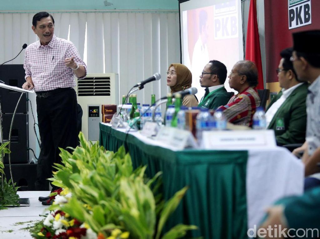 Luhut: Sebagai Pemimpin, Gus Dur Tak Pernah Membeda-bedakan Luhut: Sebagai Pemimpin, Gus Dur Tak Pernah Membeda-bedakan