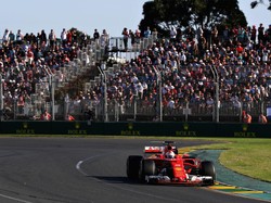 Vettel Menangi Balapan Pembuka Musim, Hamilton Finis Kedua
