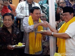 Ahok Bakal Mendata Warga yang Tertipu Umrah Palsu