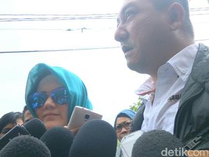 Usai Orangtua, Ridho Rhoma Dapat Kunjungan dari Kakak Pertamanya