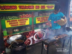 Gimana Rasanya ya, Kulineran Ayam Taliwang di Kota Asalnya