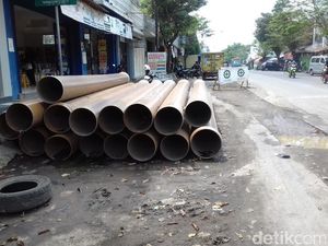 Wali Kota Geram Jalanan Solo Dirusak Proyek Sanitasi Pemprov