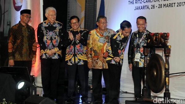 Presiden Jokowi Buka Rakernas HIPMI