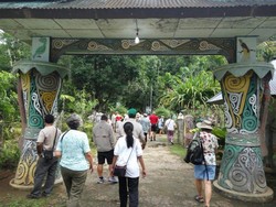 Saat Turis Australia Terpesona Alam Biak Numfor, Papua