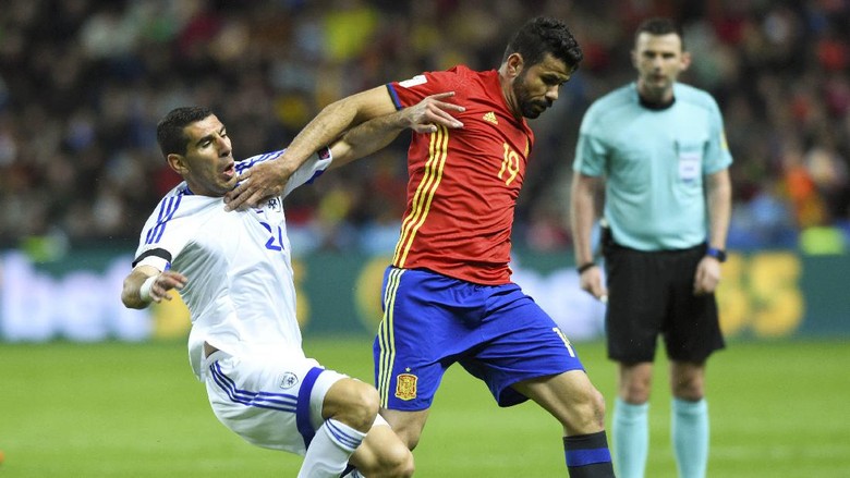 Diego Costa Cedera di Sesi Latihan Timnas Spanyol Diego Costa Cedera di Sesi Latihan Timnas Spanyol