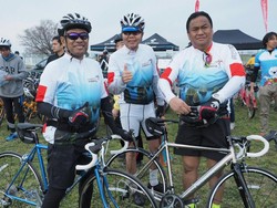 2 Eks Menteri Promosi Wisata Indonesia Sambil Naik Sepeda di Jepang