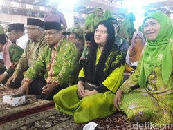 Istri Gus Dur hingga Menko Puan Hadiri 71 Tahun Muslimat NU