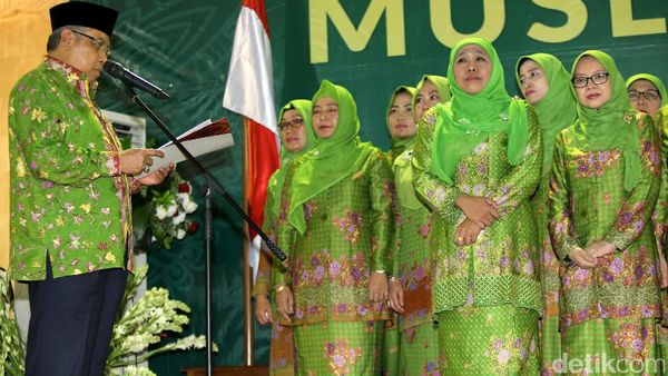 Khofifah Kembali Pimpin Muslimat NU