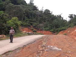 Rp 291 Miliar untuk Aspal Jalan Menuju Kembaran Raja Ampat di Sumbar