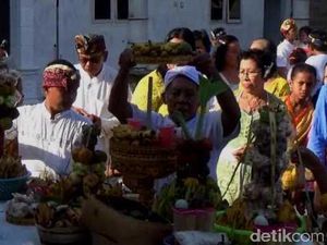 Tutup Nyepi, Umat Hindu di Jombang Gelar Ngembak Geni
