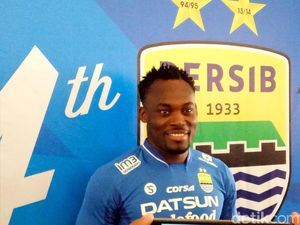 Kangen Persib Bandung, Essien? Kangen Persib Bandung, Essien?