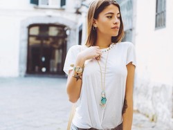 Fashion Blogger Ini Cetak Komentar Nyinyir Haters di Tisu Toilet