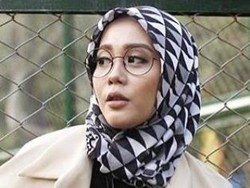 Warna-warni Gaya 5 Peserta Sunsilk Hijab Hunt 2017 dengan Jilbab Bermotif