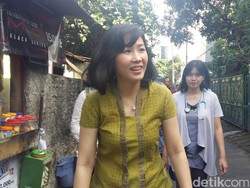 Cek Layanan Puskesmas, Istri Ahok Jenguk Lansia Sakit di Petojo