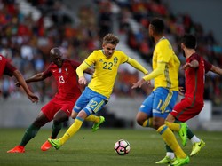 Santos Kecewa dengan Pertahanan Portugal