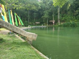 Ini Telaga Cantik yang Tengah Hits di Malang