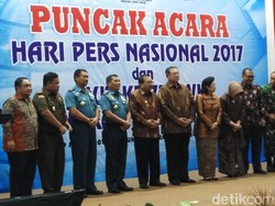 PWI Jatim Anugerahi SBY Penghargaan Putra Terbaik