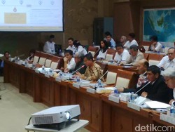 Jonan dan DPR Raker Soal Freeport Hingga Gas, Ini Hasilnya